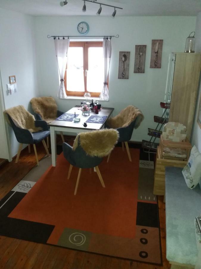 ferienwohnung lispet Neuötting Exterior foto